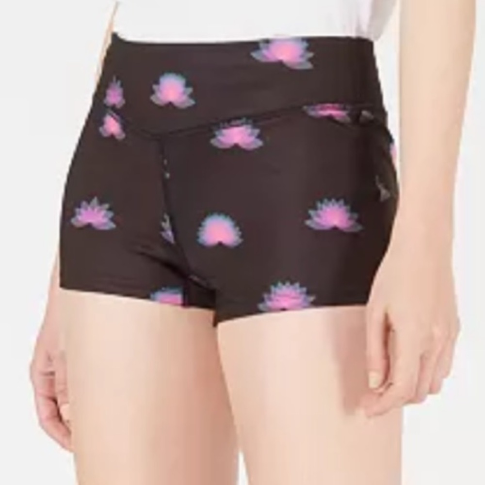 NEW Free People Movement SMALL Lotus Short Black FAST SHIP ✅ FREE GIFT 🎁